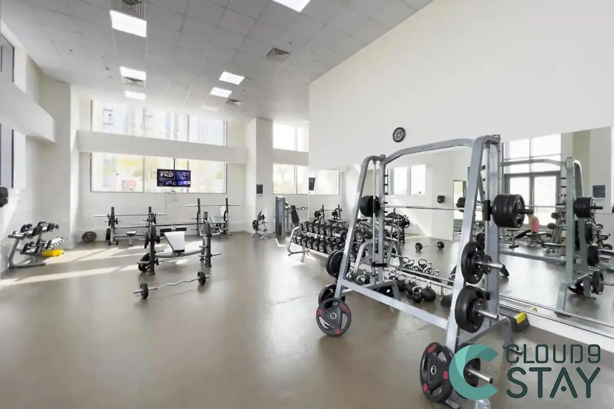 Cloud 9 - Luxurious 1 Bedroom Apartment In Business Bay Dubai