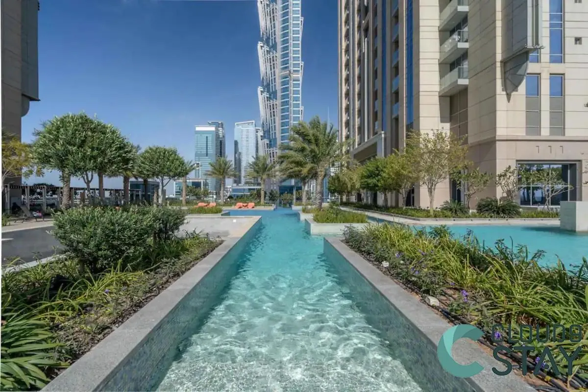 Cloud 9 - Luxurious 1 Bedroom Apartment In Business Bay Dubai