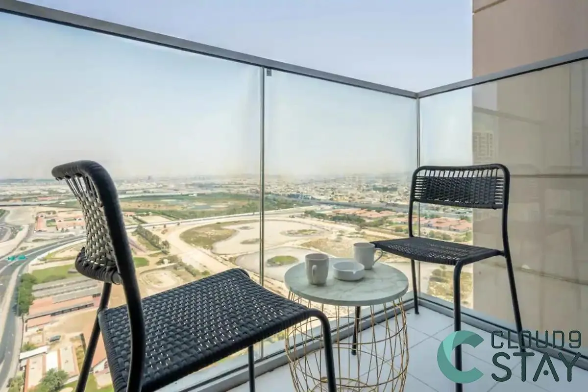 Cloud 9 - Luxurious 1 Bedroom Apartment In Business Bay Dubai United Arab Emirates